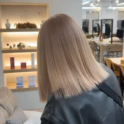 【スタイリスト向上レッスン】ブリーチ(処理剤付き)＋カラー¥5000