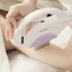 背中【光脱毛】5500円 ※ご自身で剃毛出来ない場合はサロンにて無料対応致します