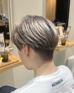 [💗minimo限定価格💗]ブリーチリタッチ＋フルカラー＋3stepトリートメント✨️