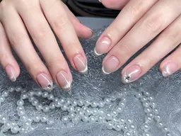 【人気フレンチ~光のライン】マグネットフレンチ+人気パーツ2本♪ ¥6980円