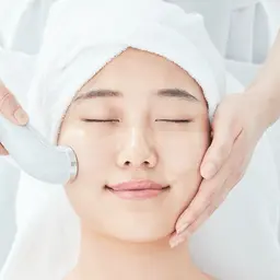 【学生限定】チェアエステ☁️(超音波エステ・毛穴汚れ吸引)