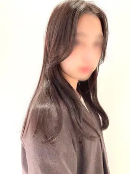 ワンカラー+カット⚠️黒染め、ブリーチ履歴のある方、スーパーロングの方はご予約時にお伝えください。
