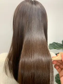 【期間限定！🌙】ダメージレス縮毛矯正+カット