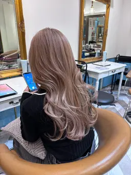 【🫧カット＋✨ブリーチオンカラー＋🌈トリートメント】透明感といったらまずブリーチ！明るくしてイメチェン100点💯