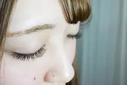 マツエクフラット140本*【オフ込み】＋アイシャンプ&コーテイング
