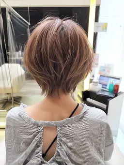 バッサリイメチェンカットモデル募集　ショートスタイル限定です