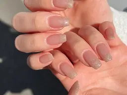 ラメ.フレンチ.グラデーションネイル💛✨（オフあり）