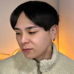 男性にもおすすめ【眉毛ワックス＋間引き＋鼻ワックス】　¥7,000