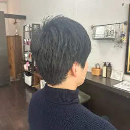 【メンズ限定★】カット+眉カット+炭酸スパ¥3,400