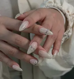 ❤️[チップスカルプ]持ち込みデザイン4本アート❤️