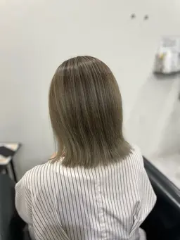 ハイライトorバレイヤージュ＋うる艶トリートメント🎀
