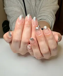 【他店オフ込み】ラメグラデーション💅