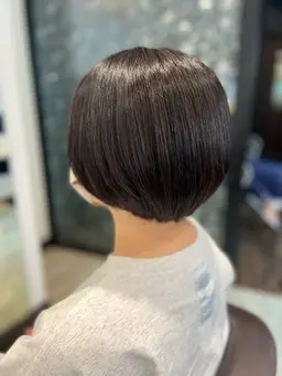 【白髪を自然にキレイに染める】カット＋白髪染めヘアカラー