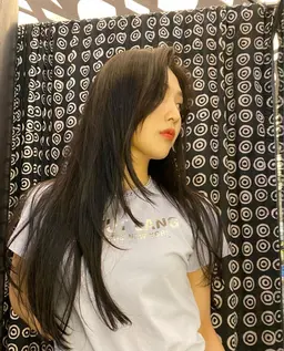 !ミニモ学割!【🈂️ら🈂️らhair】韓国風うる艶縮毛矯正+髪質改善トリートメント(カット込み)🫧