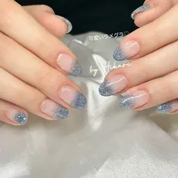 『HAND』ラメグラデーションネイル　 【初回オフ無料・ケア込み】
