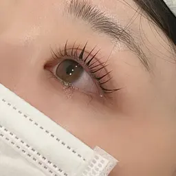 【🎀期間限定価格🪄】まつ毛パーマ(パリジェンヌ可)束感コーティング付き🎀