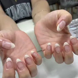 🎀オフあり フレンチネイル🎀※下の説明文を必ずご確認いただきますようお願いいたします♡