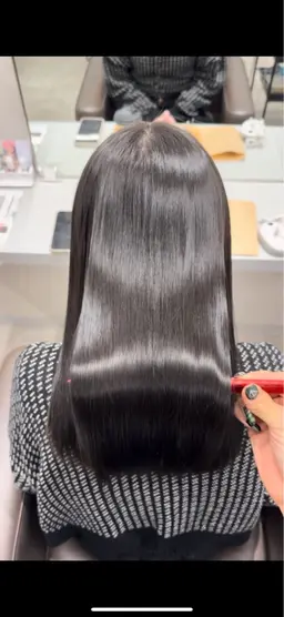 🍒25歳以下限定🍒圧倒的美髪〈髪質改善ストレート+サラ艶トリートメント+超音波アイロン付き〉.⋆𝜗𝜚