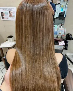 【✨究極の美髪矯正✨】ブリーチ履歴、ハイダメージの方専用のクーポンになります。諦めていた髪、まずはご相談下さい❗️