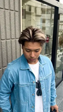 【欧米風】メンズバレイヤージュ＋カット＋ケアブリーチ/自然な陰影で魅せる垢抜けスタイル／2ブリーチの場合＋2500円