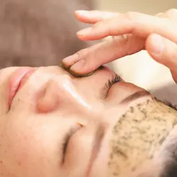 【本気の肌改善⭐︎】敏感肌対応◎美眉＋ハーブピーリング🌿90分