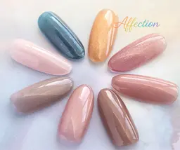 秋🍂マグネットネイル