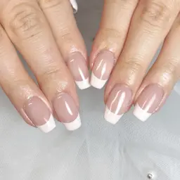 【オフ無】フレンチネイル美爪コース🌙