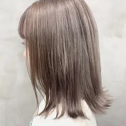 【ブリーチあり 高明度、高発色にしたい方オススメ!】Wカラー➕うる艶トリートメント付き✨