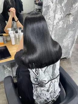 艶サラ💖 カット+縮毛矯正