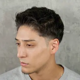 【夜限定】ツーブロック💇平日21時〜土日20時〜口コミ特典でシェービング🪒 完全無料 90分