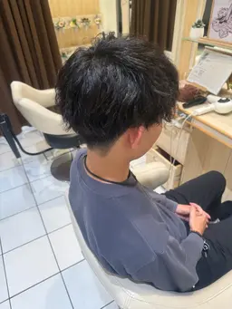 🐳カット➕特殊デザインパーマ ➕トリートメント🐳