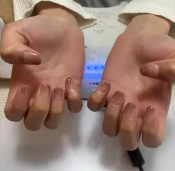 オフなし♡グラデーションネイル♡