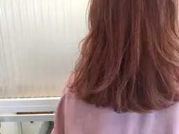 ブリーチなしのカラー　+ 超音波トリートメントショート　¥4400ミディアム　¥4950ロング　¥5500