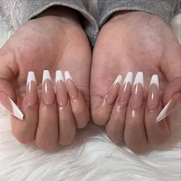 フレンチネイル