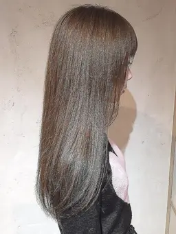 ✨️カット+プレミアム縮毛矯正+超音波トリートメント付トリートメント✨湿気対策☔️朝の時短に🌈