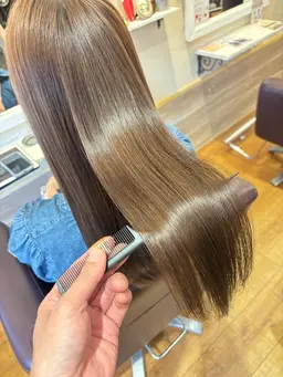 【高級トリートメント】✨✨香り選べるヘッドスパ付き✨アイロン仕上げ💖