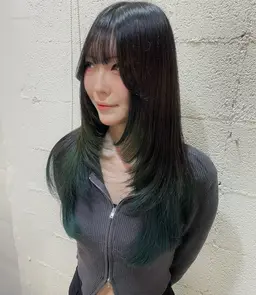 ❤️‍🔥8月限定❤️‍🔥ケアブリーチ１回(インナーorポイント）➕カラー ➕2stepトリートメント¥１３４００