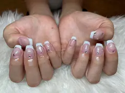 フレンチネイル⭐️オフあり