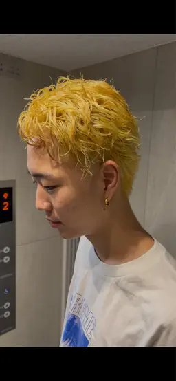 メンズカラー➕ヘッドスパ(ヘアケアトリートメント付き)期間限定5分のヘッドスパ付き！