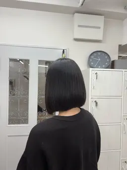 切りっぱなしボブ➕シャンプーブロー