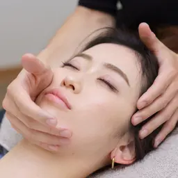 【ラジオ波3D小顔矯正　60分】 顔のむくみ・たるみ・フェイスライン、顔の大きさやエラ張りが気になる方へ