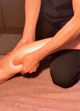 ✨1番人気✨疲れ.ダルさ.浮腫みにアロマリンパマッサージ（ヘッドスパ付き）80分