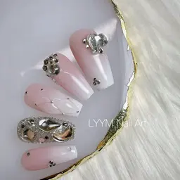 持ち込みデザインOK❤︎つけ放題❤︎甘皮ケア込み