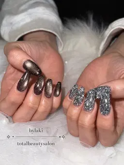 ✨🕯SNS映え𝐍𝐨. 𝟏＊フラッシュネイル🕯✨フラッシュマグネット orフラッシュラメ  オフなし