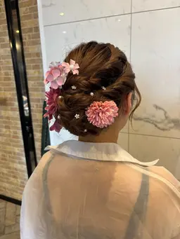 アップヘアスタイル