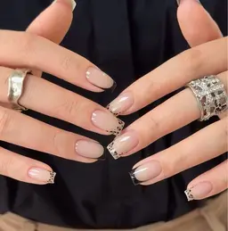 【当店人気 No.1】シンプル持ち込みデザイン（初回ソフトジェルオフ無料/ケア込み）