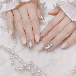 【オフあり】選べるアートorパーツのXmasネイル🎄