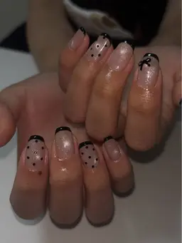 フレンチネイル