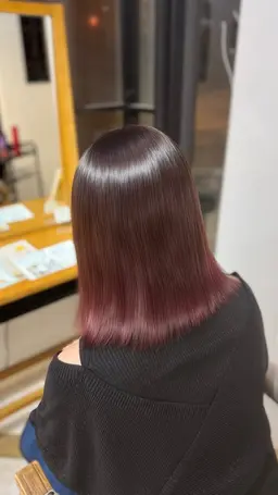 【残り1名様限定】🖤ブリーチonカラー+カット+艶トリートメント🖤