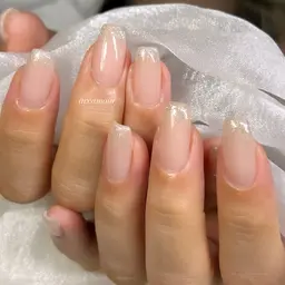 【先端クリアオーロラ入り🤩】大人可愛い万人ウケネイル💅🏻